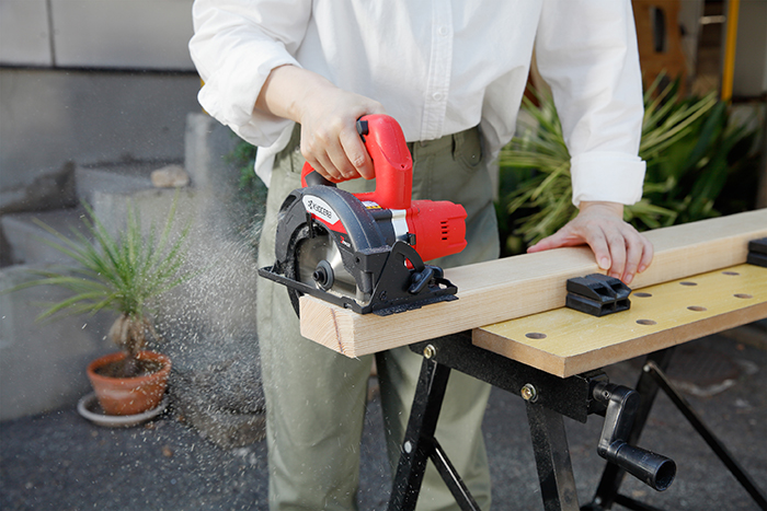 電動工具を使ってDIYをしよう｜京セラPOWERシリーズ（家庭向け電動工具）